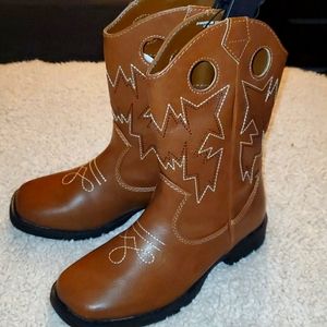 Boys easy on/off Boot Brown